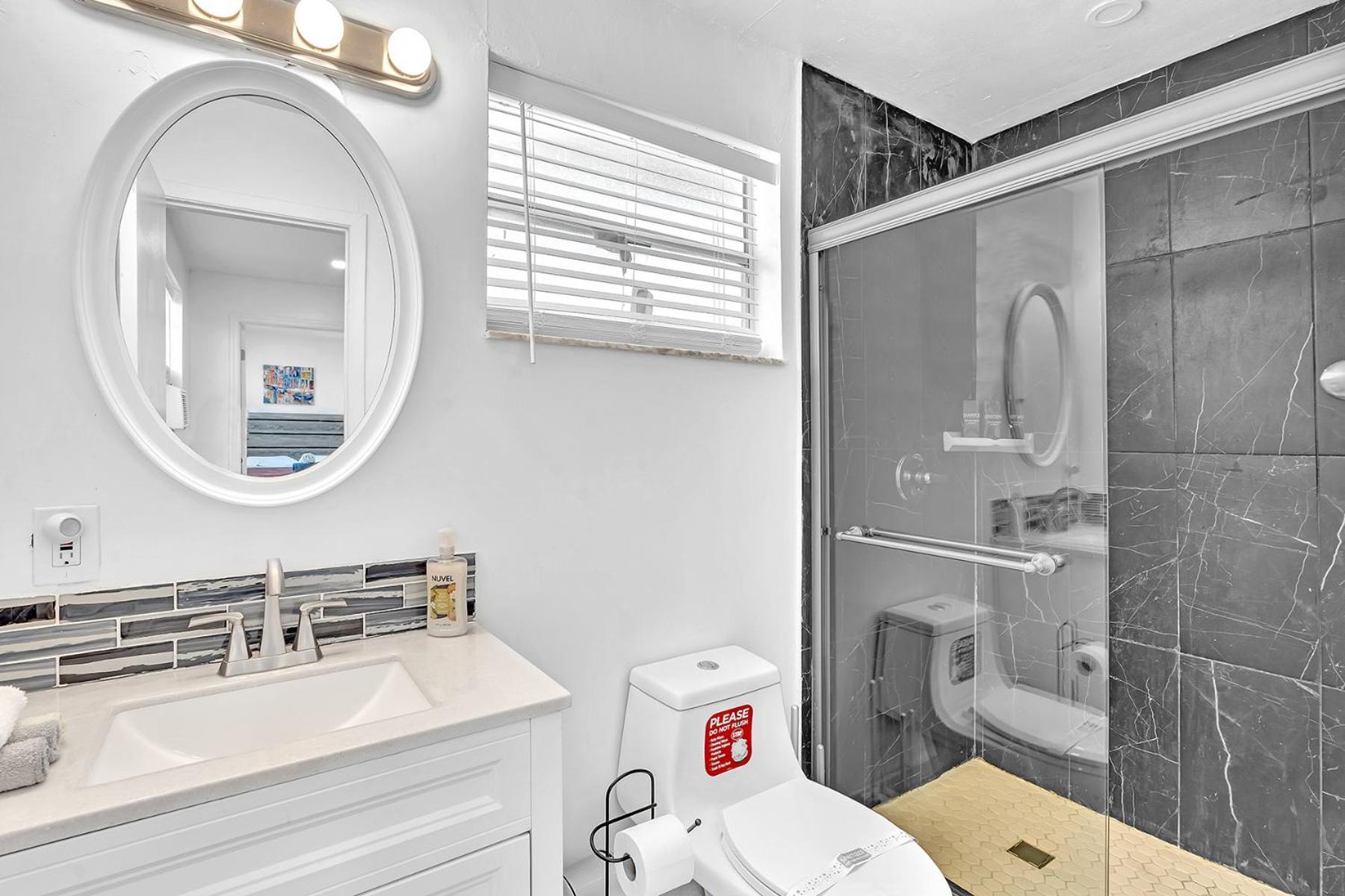 New Boutique 1 Bdrm Close To Beach & Casino #211 Hollywood Eksteriør billede
