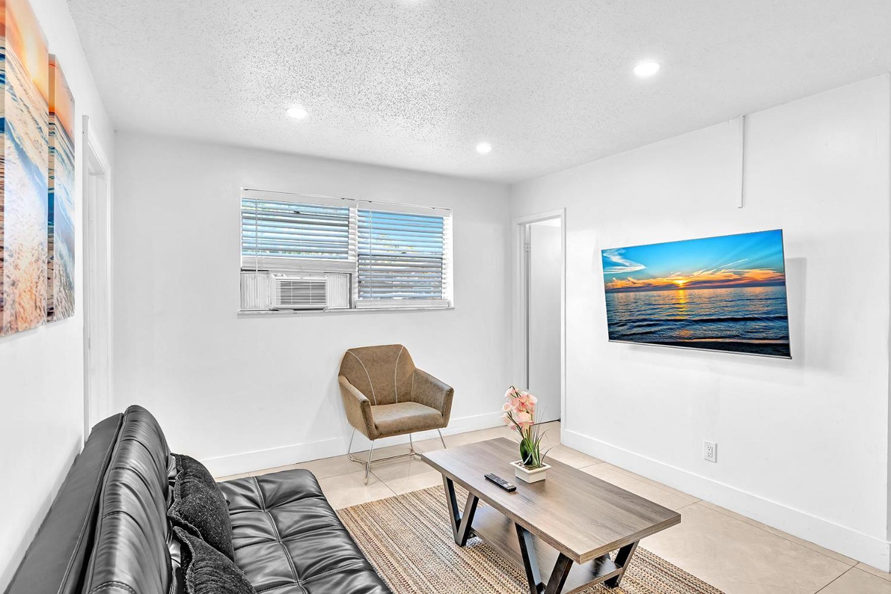 New Boutique 1 Bdrm Close To Beach & Casino #211 Hollywood Eksteriør billede