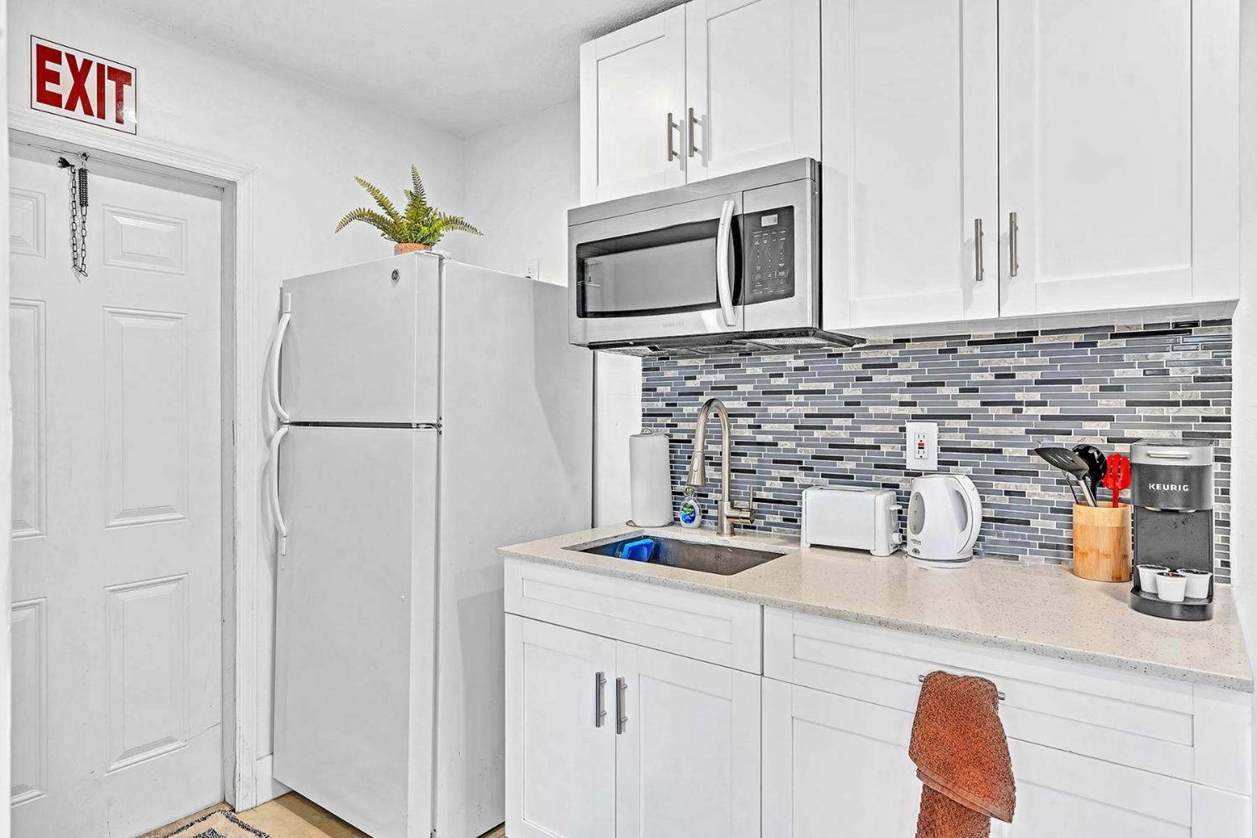 New Boutique 1 Bdrm Close To Beach & Casino #211 Hollywood Eksteriør billede